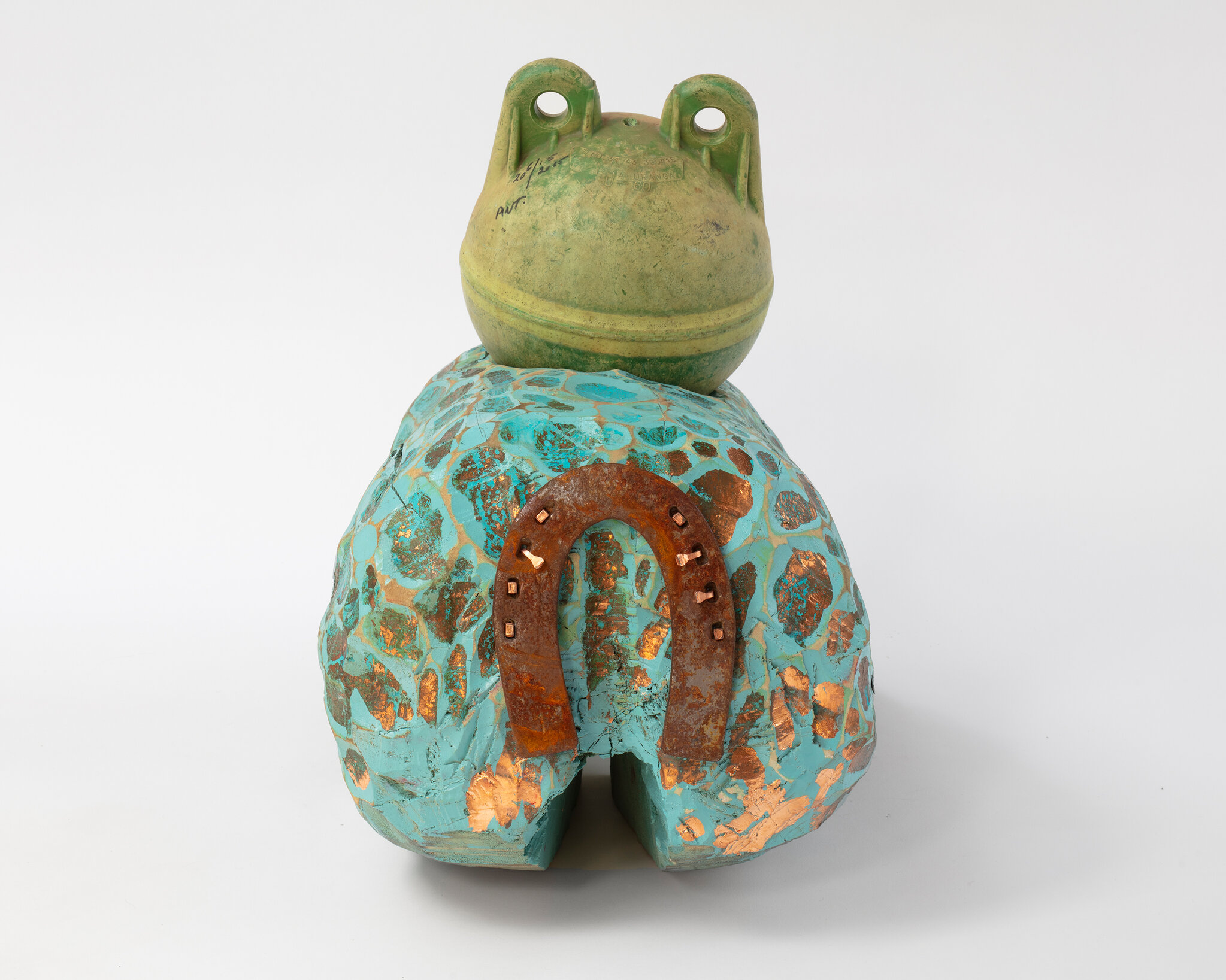 Ramiro Chaves Sapo Mareografo, 2022 Unidentified reclaimed wood toad with oxidized copper leaf application. Recovered plastic marine signaling buoy head. 50 × 35 × 50 cm (19 ⅝ × 13 ¾ × 19 ⅝ inches)